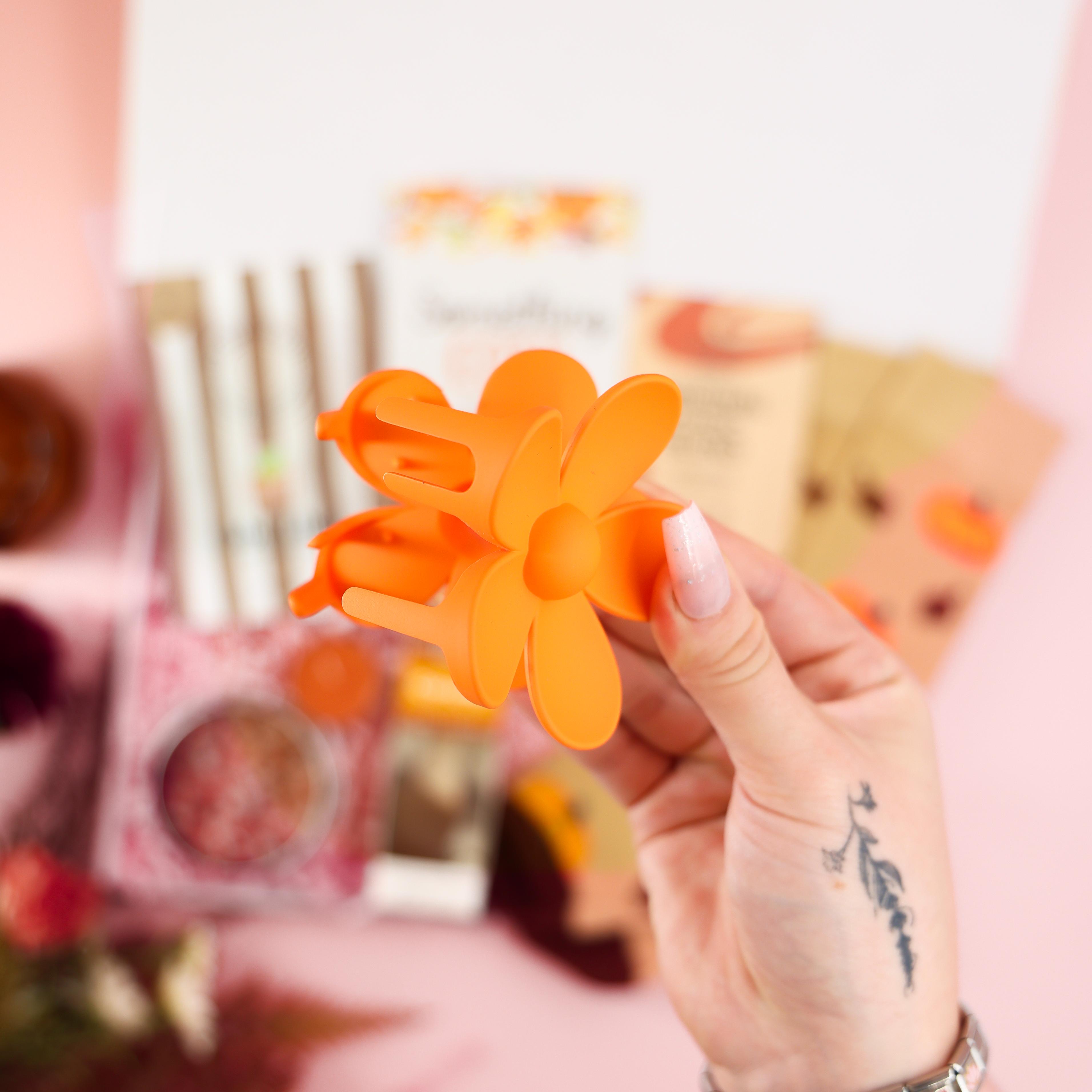 Seasonal gift box – autumn gifts with Cuba Libre gummies and cosy night essentials