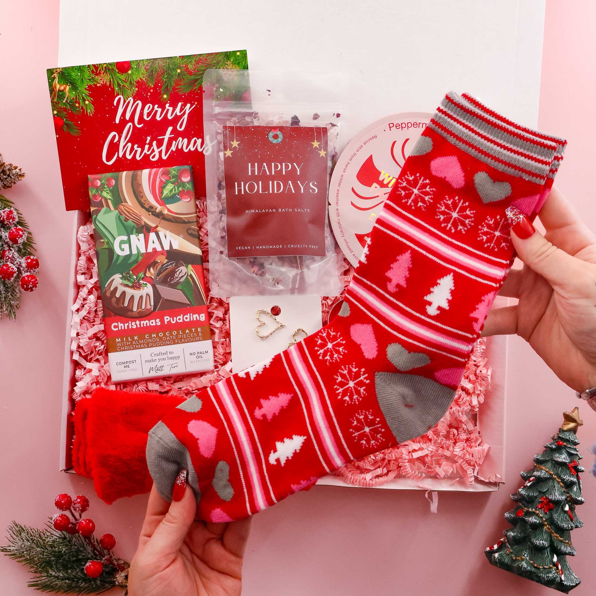 Festive pamper and chocolate gift – thoughtful Christmas present for her