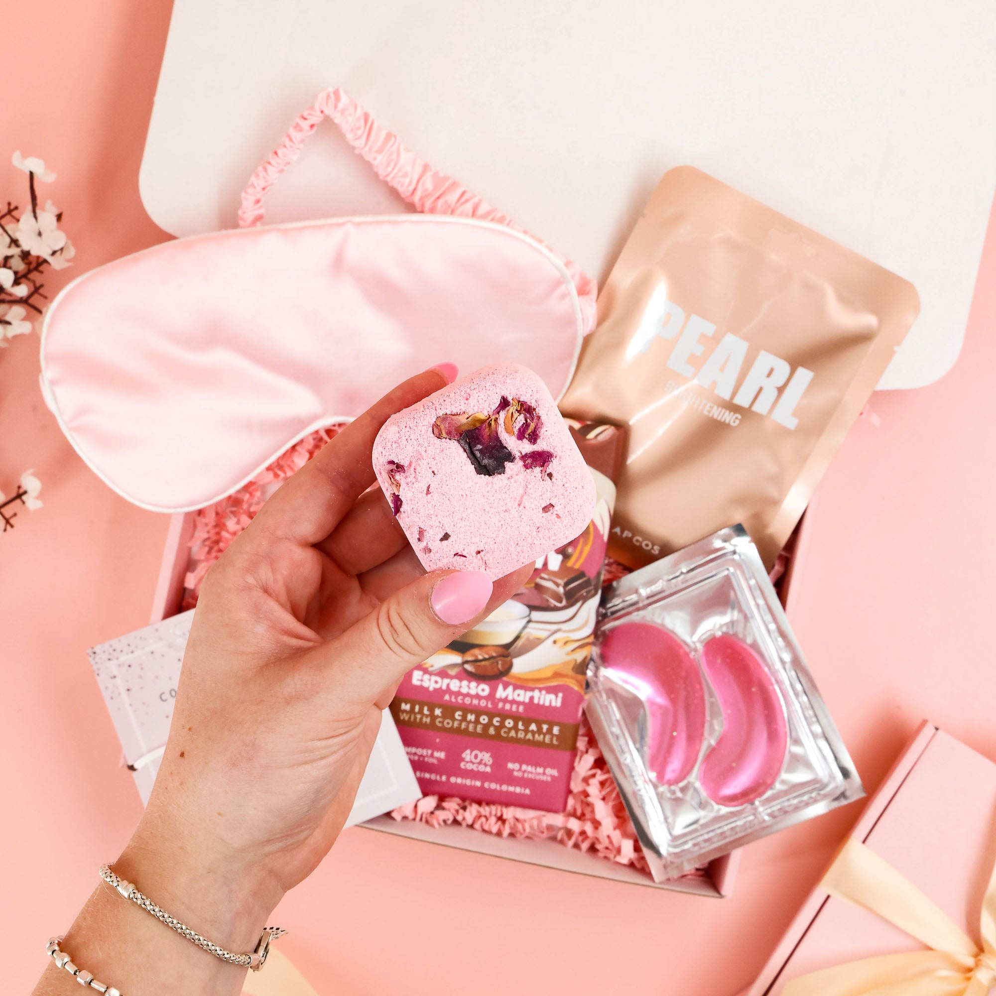 congratulations gift – luxury relaxation hamper for new beginnings