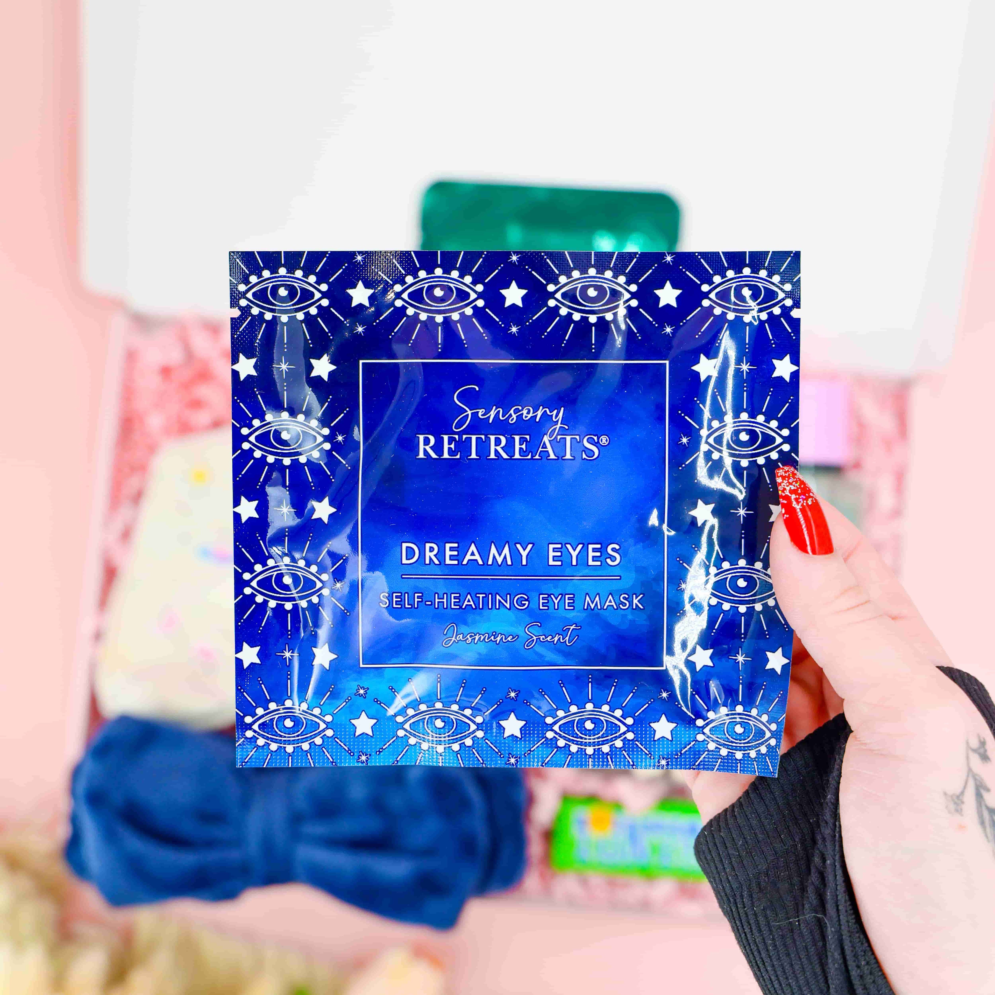 Dreamy Eyes self-heating eye mask from the Dreamy Nights Vegan Self-Care gift set, ideal for cosy night-time pampering.