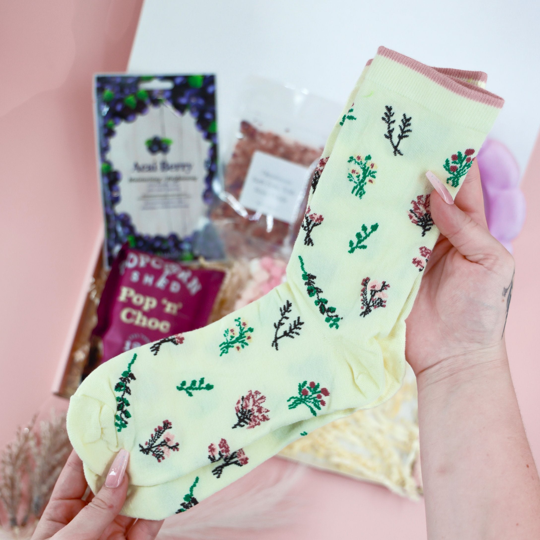Selfcare Gifts for her – self care hamper with lavender pamper items and sweet indulgences