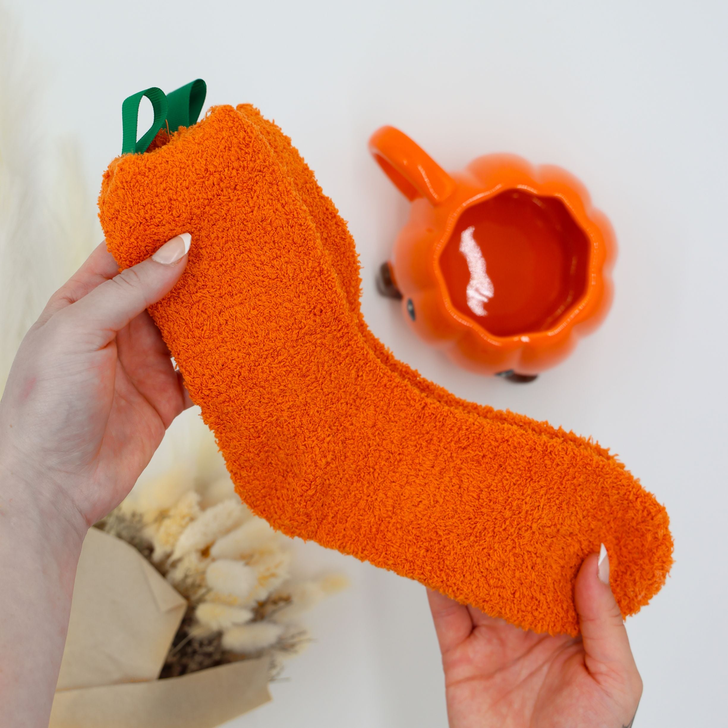 Cute Pumpkin Mug With Fluffy Socks – Halloween gifts for her