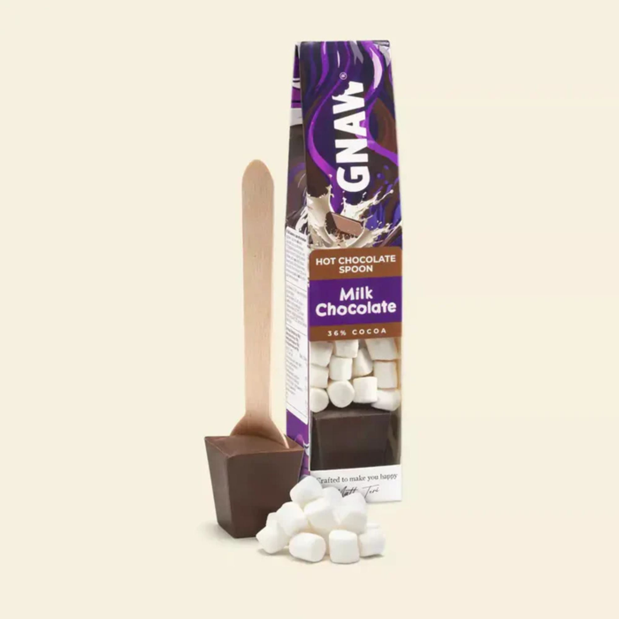 Self care gifts – Gnaw hot chocolate spoon with milk chocolate and marshmallows