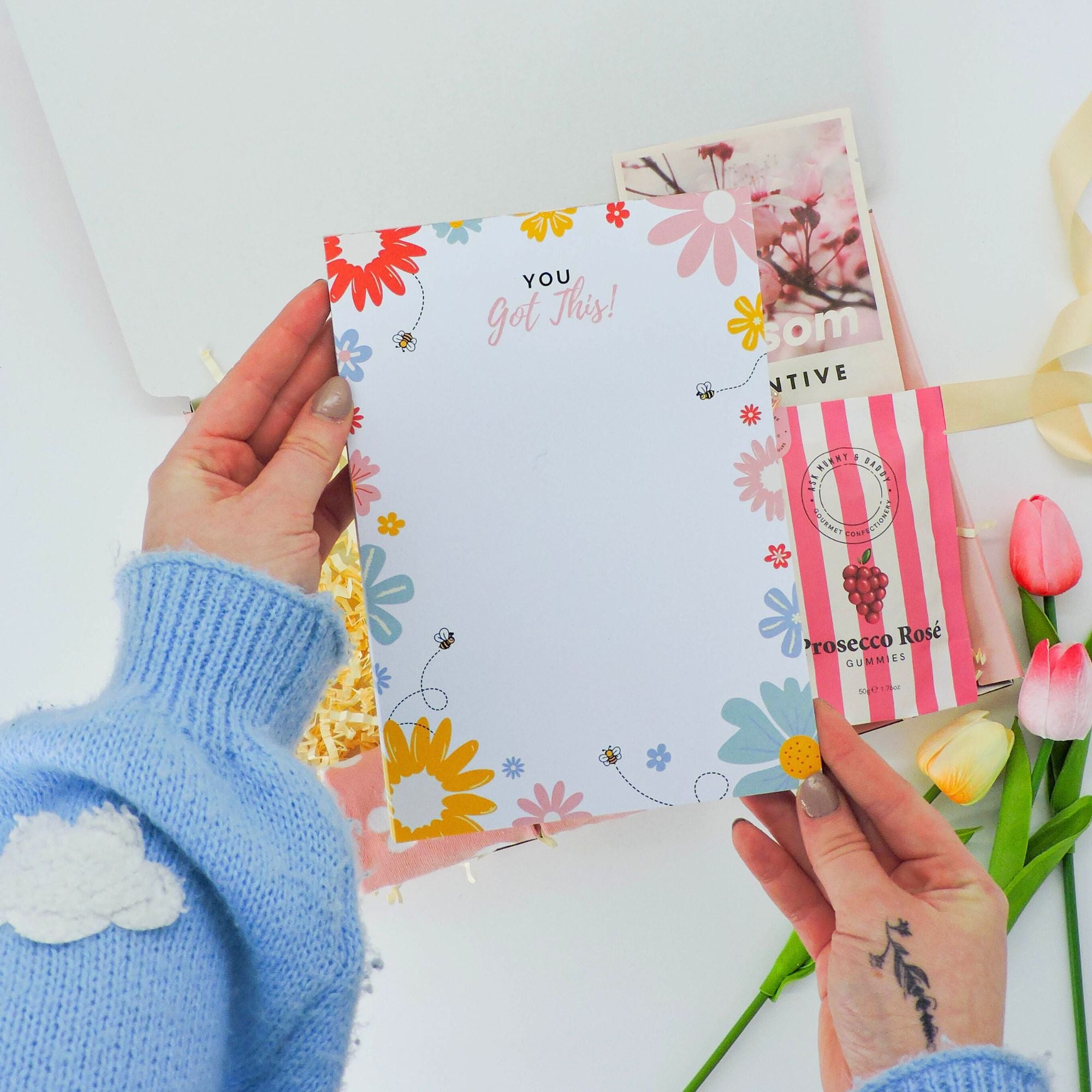 Gifts for mum – Hello Spring pamper set offering a refreshing and relaxing experience.