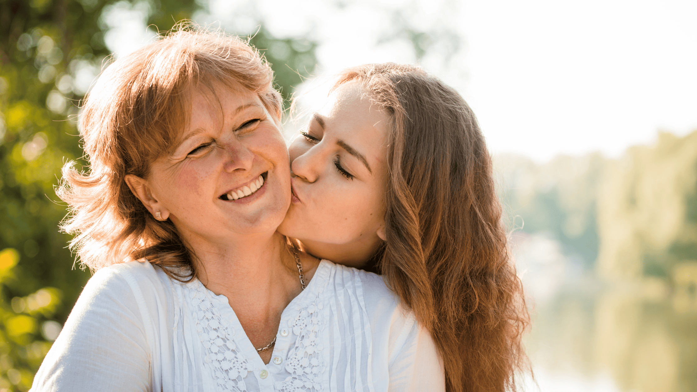 10 Thoughtful Birthday Gift Ideas for Mum That She'll Cherish Forever