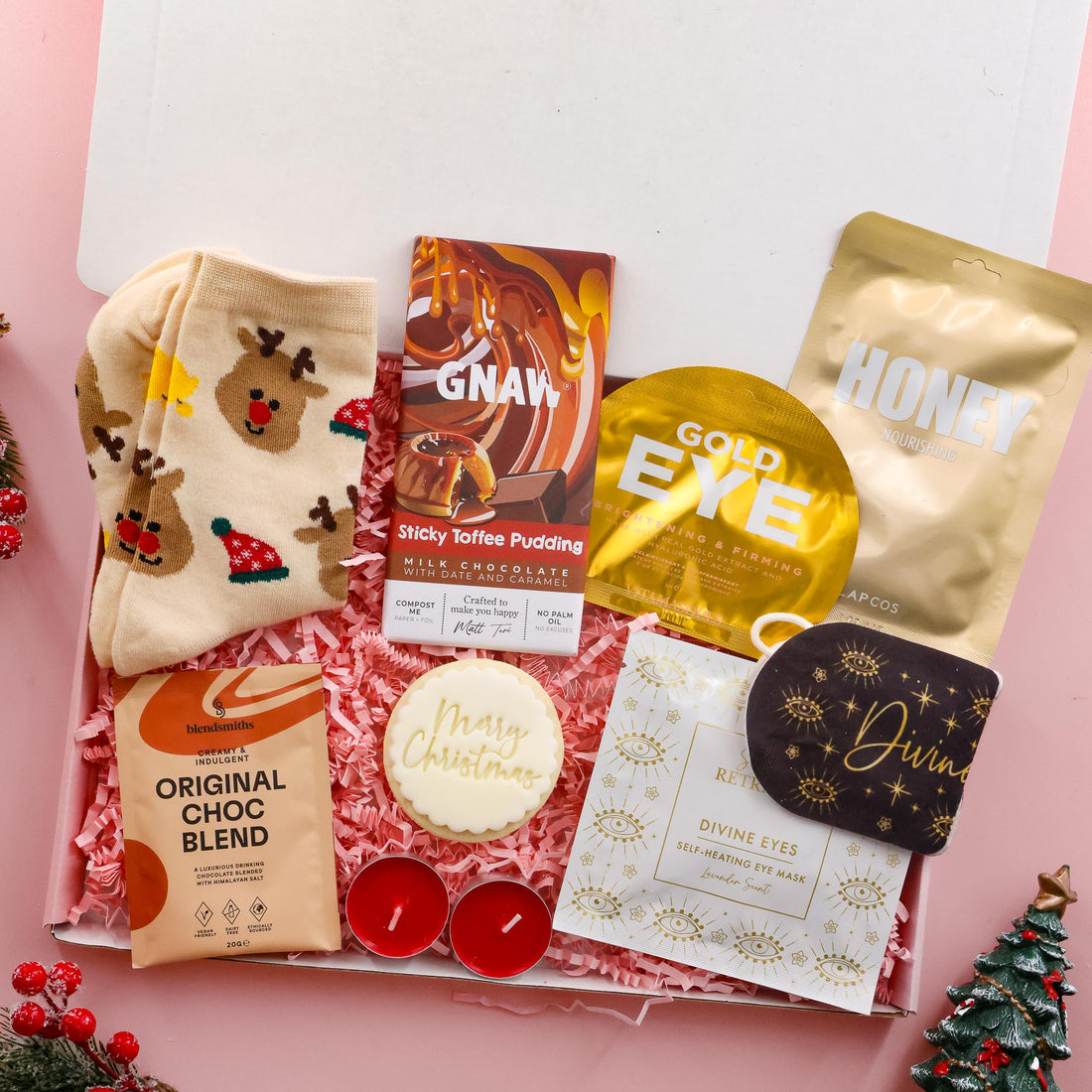 Golden Christmas Pamper Hamper – festive Christmas gift for her with eye masks and hot chocolate