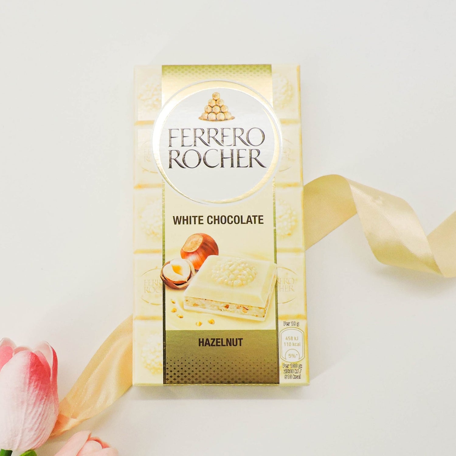 Ferrero Rocher White Chocolate Hazelnut Bar