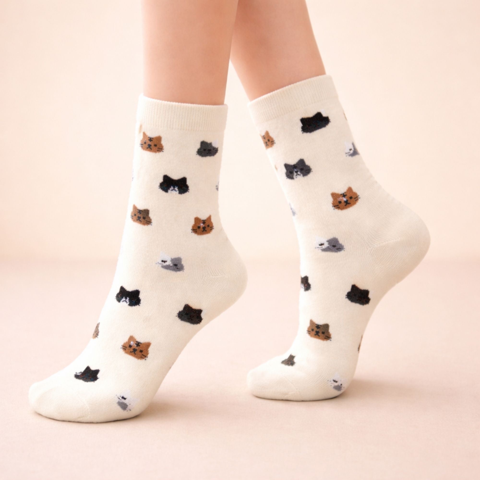 Cute Cat Socks Gift – cosy gift for her with playful cat design
