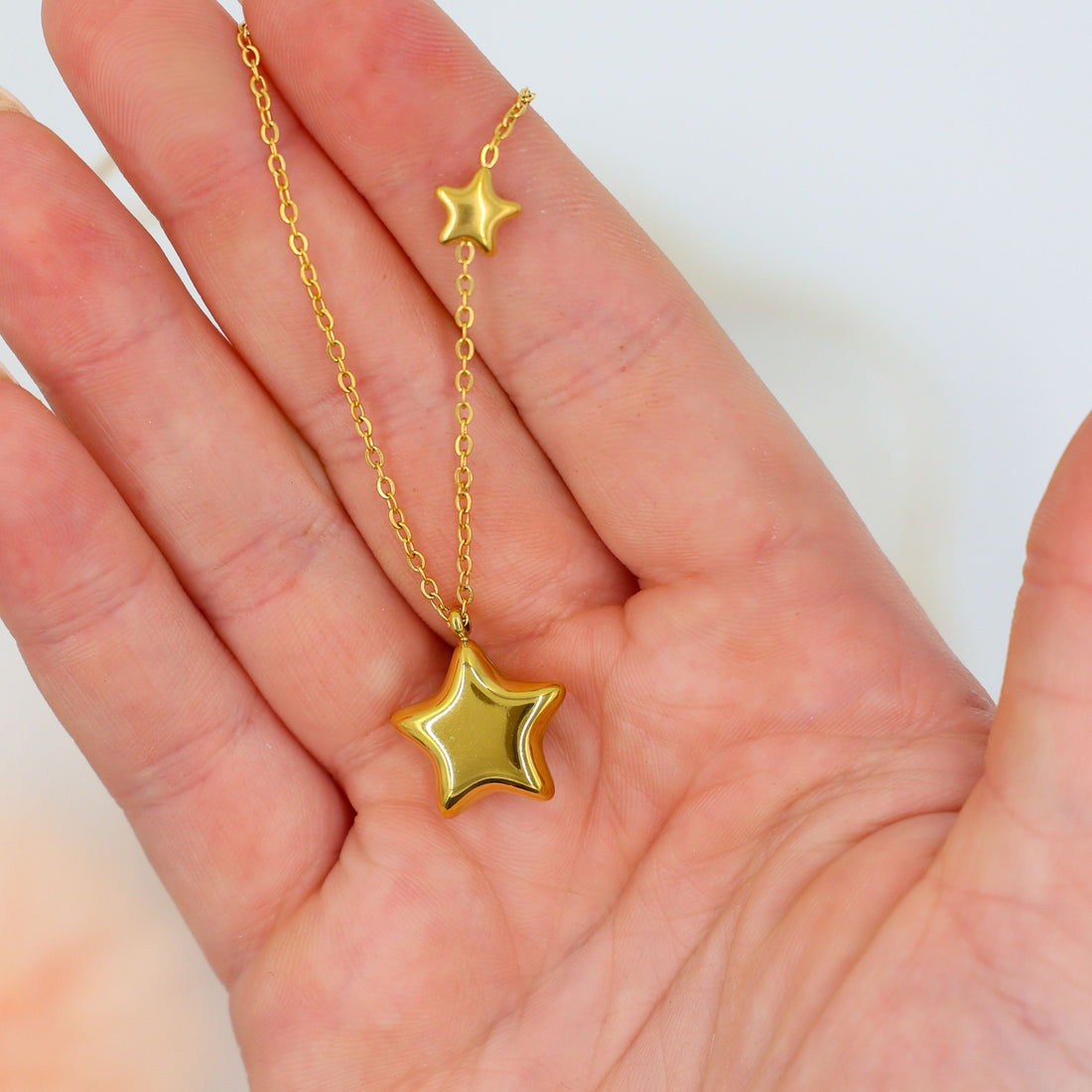 Elegant Luxury Star Necklace – chic jewellery gift for her