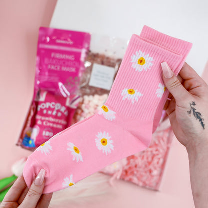 Gifts for her – Pink Pamper Gift Box with cosy socks, scrunchie, and skincare

