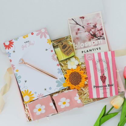 Hello Spring – thank you gifts with seasonal treats and fresh, uplifting vibes