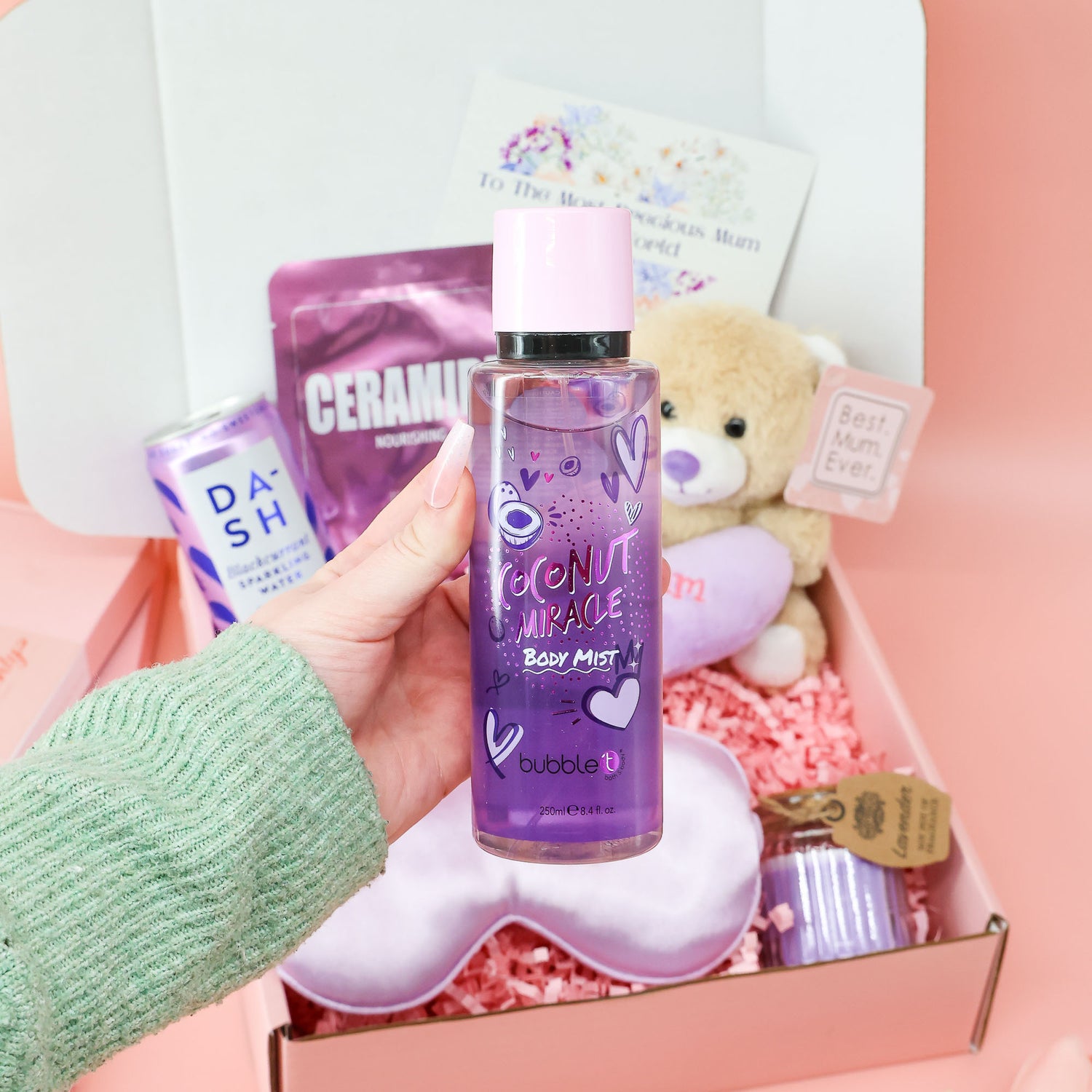 Gift for mom’s day – relaxing spa gift box with bath mist, teddy bear and beauty essentials