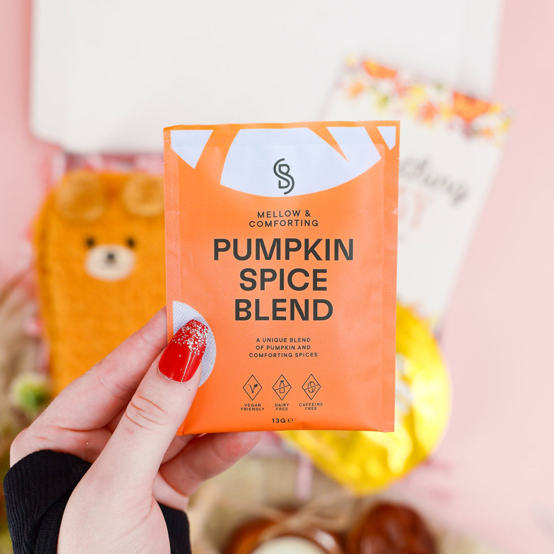 Cosy autumn gifts – pamper set with pumpkin spice blend, soap, and self care treats
