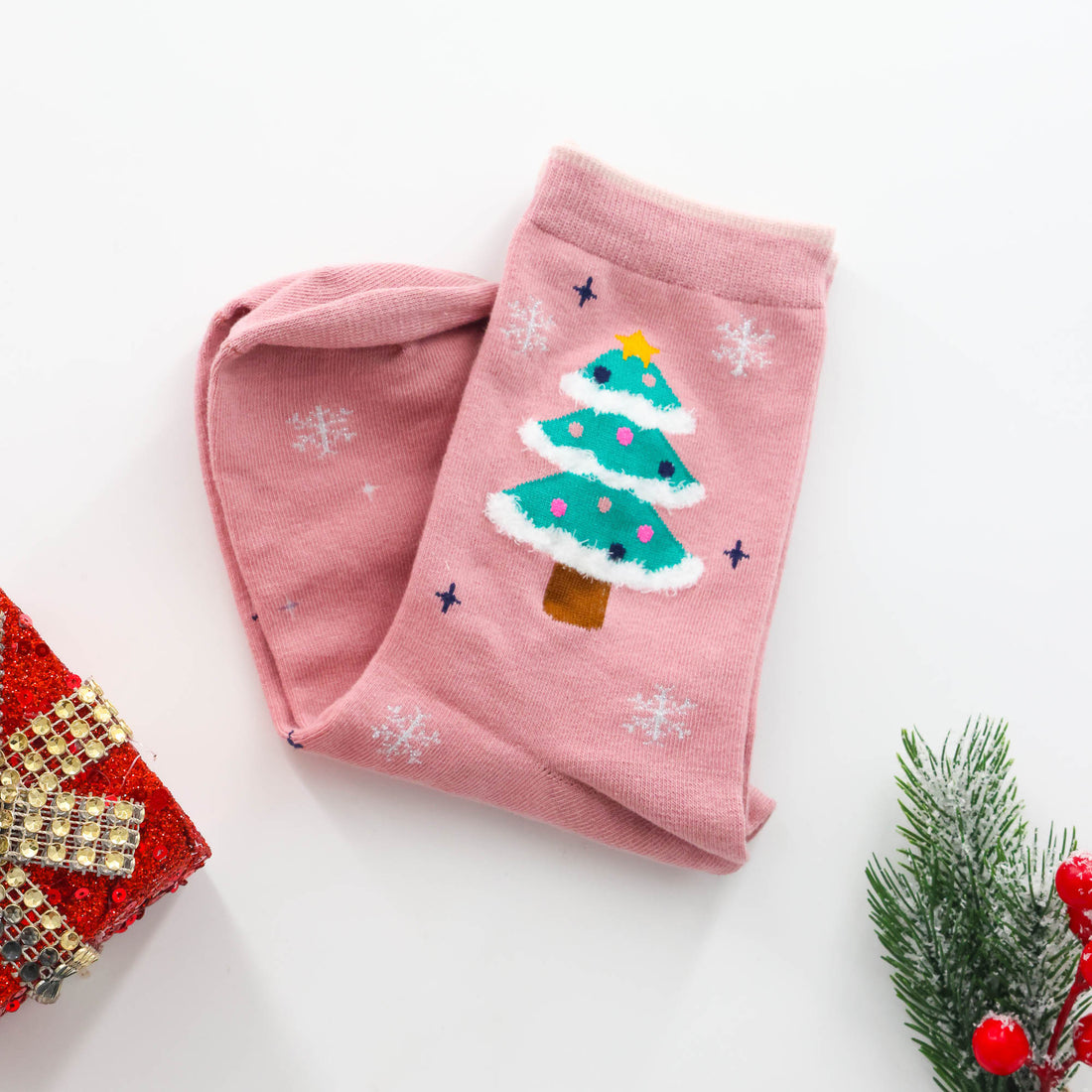 Self Care Gift Idea – Frosted Pine Socks cosy pink socks for winter gifting