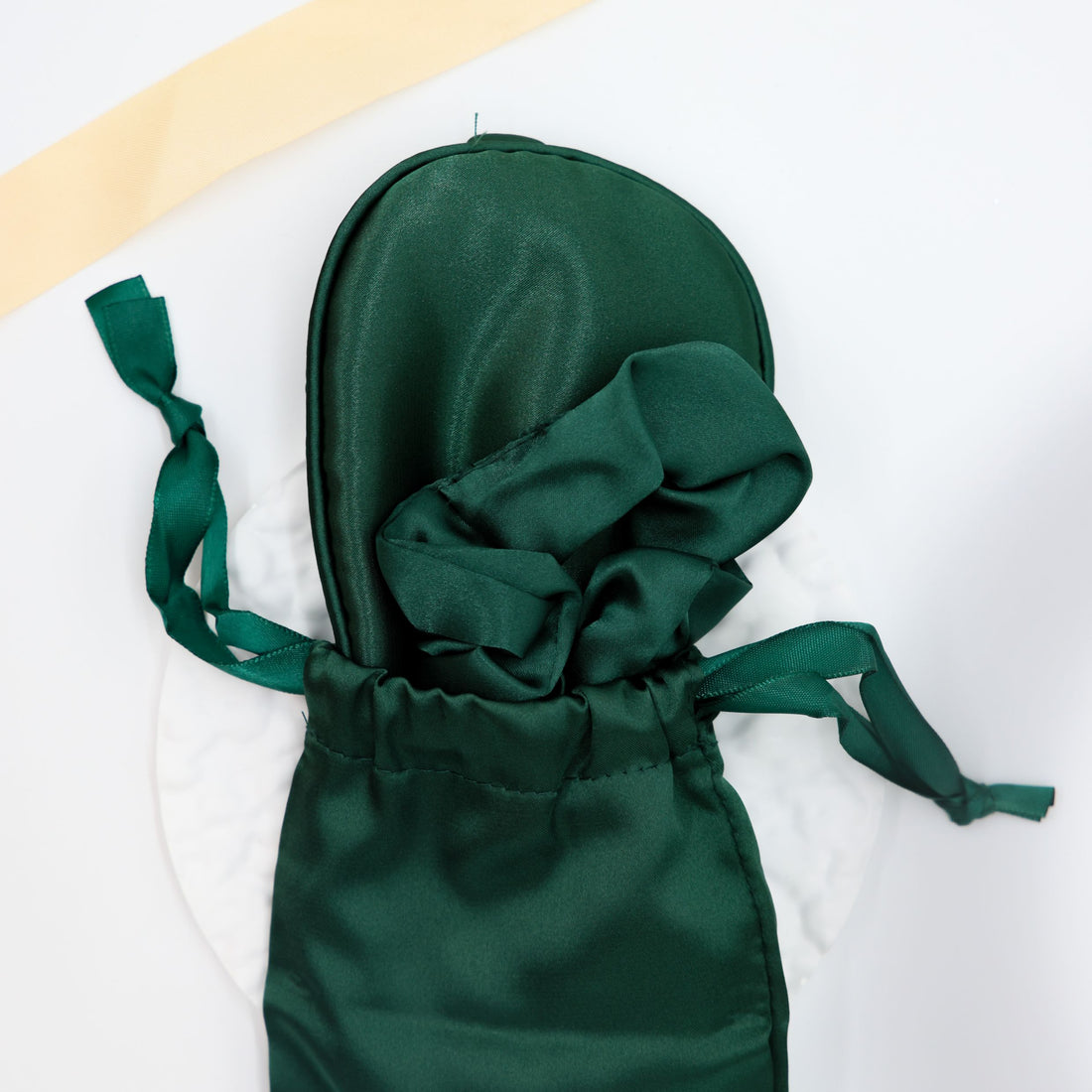 Self care gifts for her – emerald green eye mask and scrunchie duo

