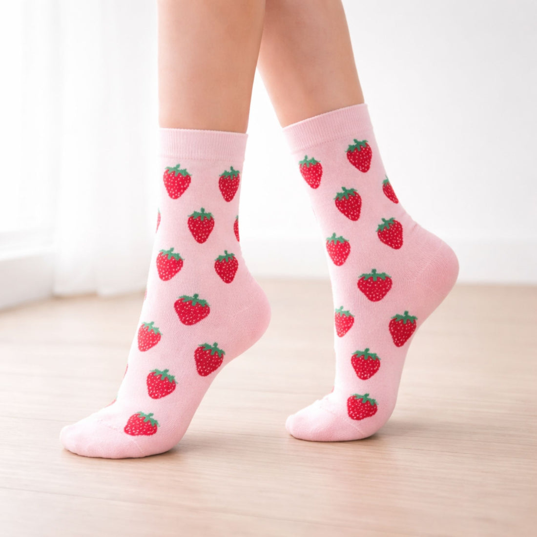 These cute strawberry socks add comfort and a playful touch to cosy days. A sweet everyday treat she’ll love. Shop now at Heavenly Boxes.