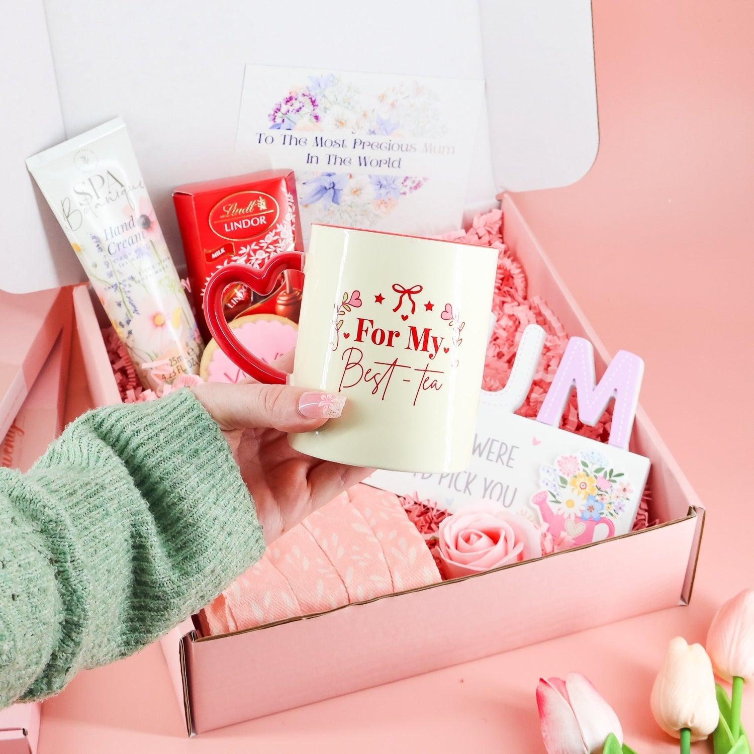 Mother’s Day gift – luxury gift box for mum with “For My Best-tea” mug, sweet treats and sentimental keepsake plaque