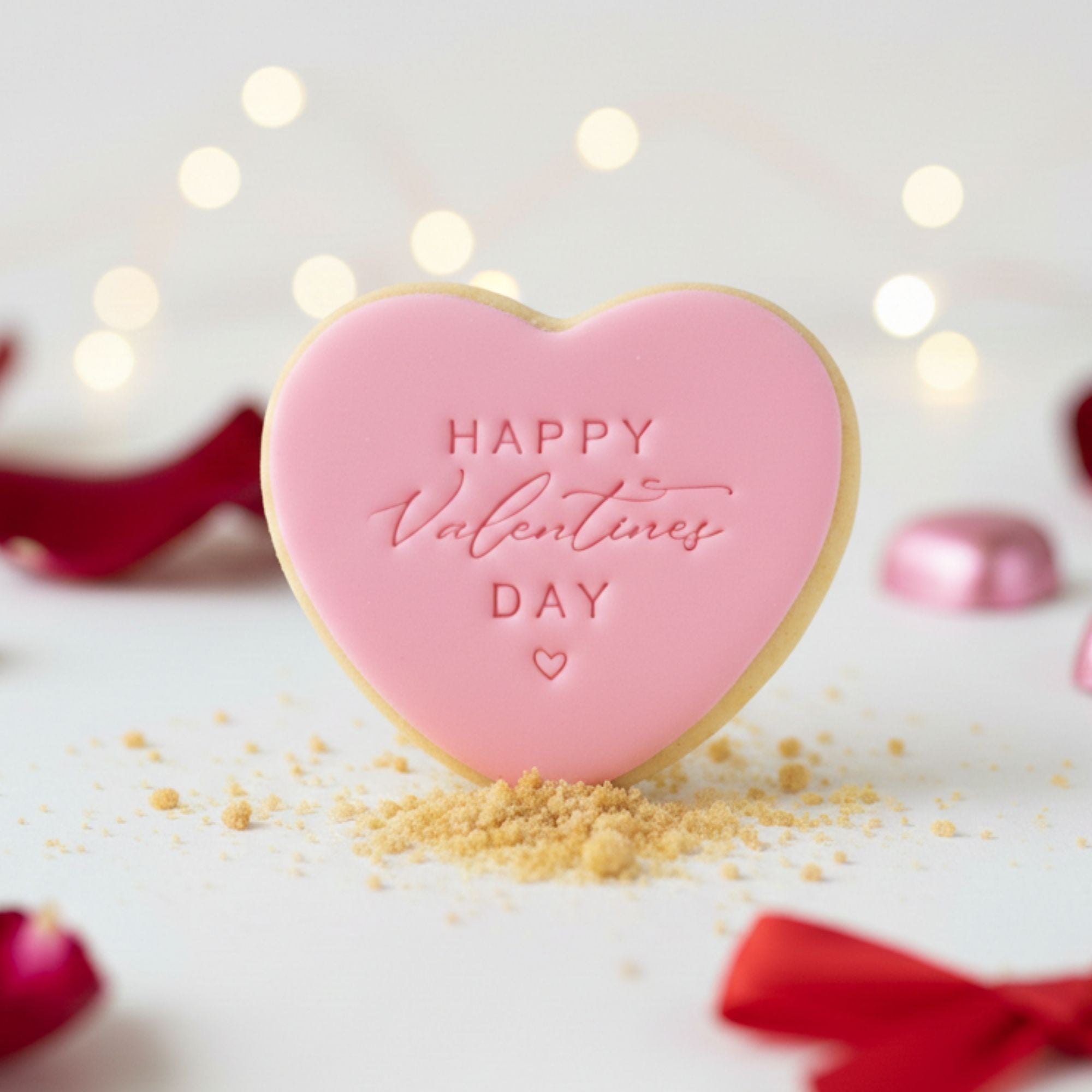 Valentines gift Happy Valentines Biscuit created for sweet and thoughtful moments.