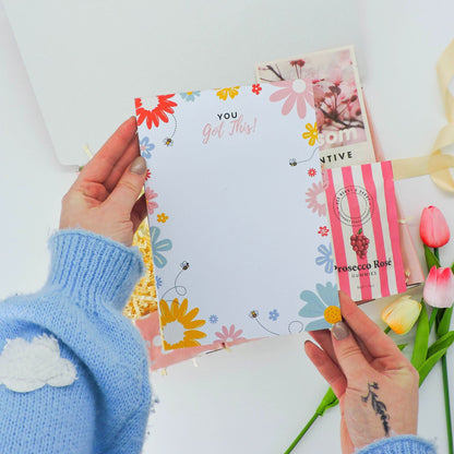 Gifts for mum – Hello Spring pamper set offering a refreshing and relaxing experience.